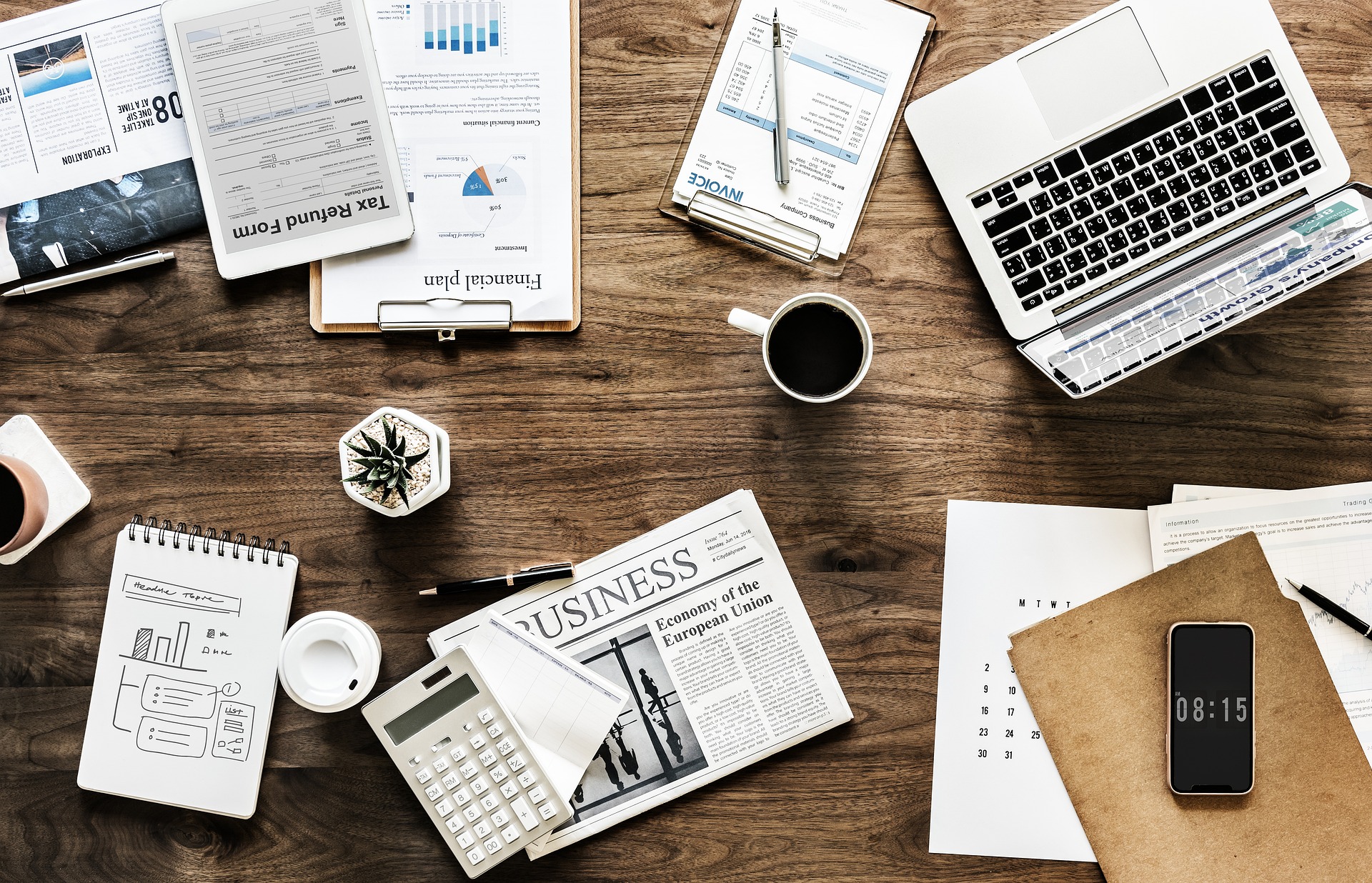 From Data to Decisions: How AI Unlocks Business Insights